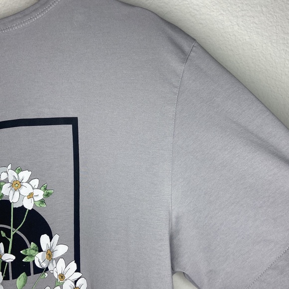 NORTH FACE Mens Himalayan Grey Short-Sleeve T-Shirt w/ Graphic Print, Sz L - Picture 8 of 11